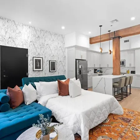 Luxe 2br 2ba Steps From Superdome * New Orleans