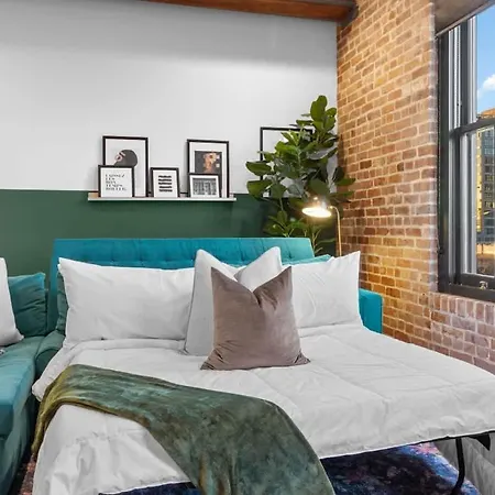 Huge 4bd 4ba With 2 Queen Sleeper Sofas New Orleans