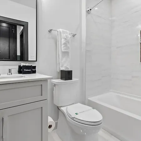 Stylish W Rooftop Amenities Downtown Hotel