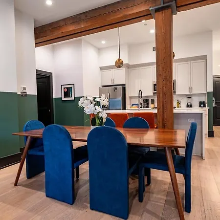 Prime Location Downtown New Orleans