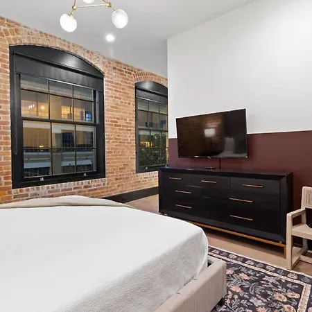Close To Nola Hotspots Downtown Hotel New Orleans