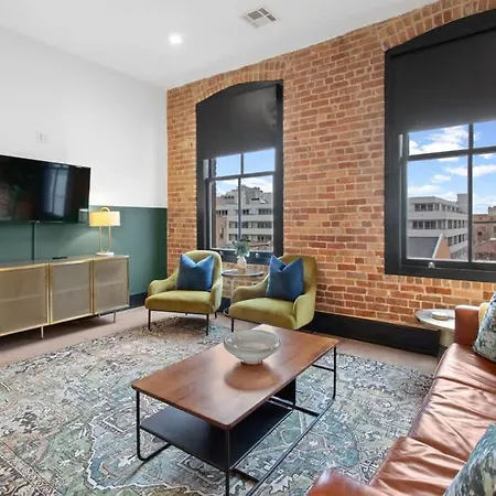 Huge 4bd 4ba 2 Living Downtown Hotel New Orleans