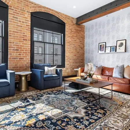 Hotel Downtown 4bd 4ba 2 Living And Kitchens New Orleans