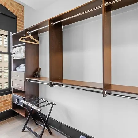 Modern Comfort Pool Gym & Game