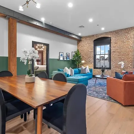 Hotel Huge 4bd 4ba With 2 Queen Sleeper Sofas New Orleans