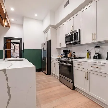 Prime Location Downtown New Orleans