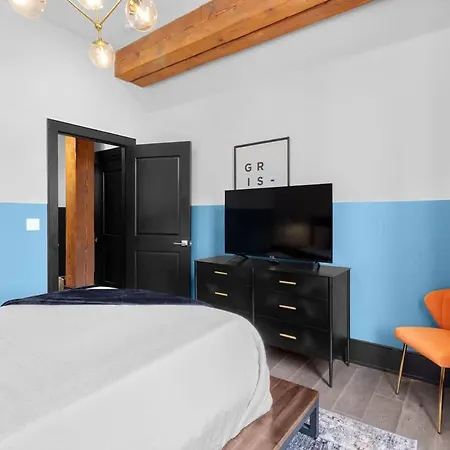 Downtown 2bd Spacious Private Terrace New Orleans