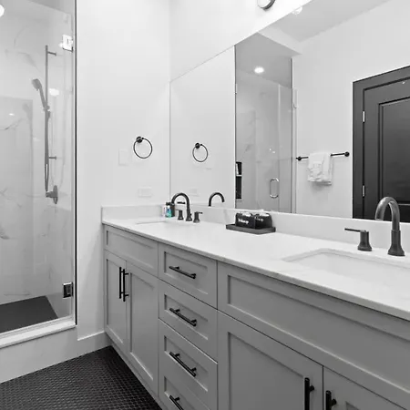 Hotel Huge 4bd 4ba With 2 Queen Sleeper Sofas