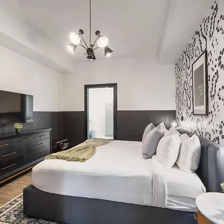 Downtown Penthouse W Private Terrace New Orleans