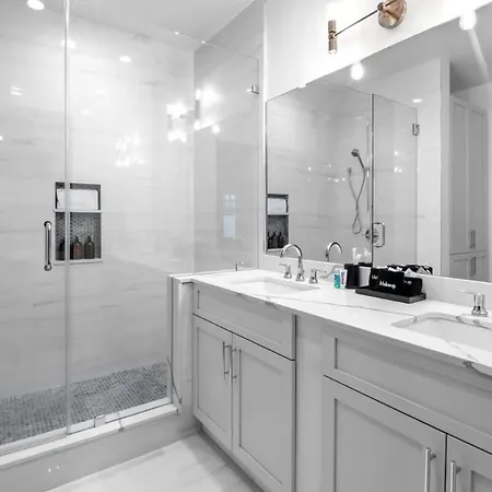 Huge 4bd 4ba 2 Living Downtown * New Orleans