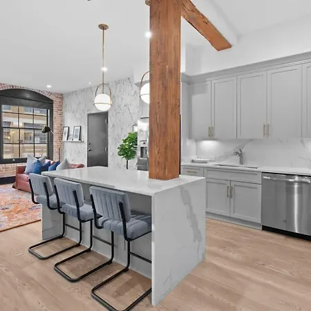Hotel 2 Living Rooftop Perfect For Groups New Orleans