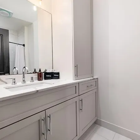 Prime Location Downtown Hotel New Orleans
