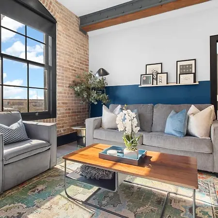 Hotel Downtown 4bd 4ba 2 Living And Kitchens New Orleans