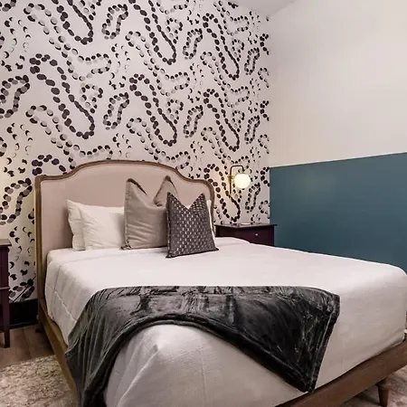 Lux 4bd 4ba 2 Sleeper Sofas Own Terrace New Orleans