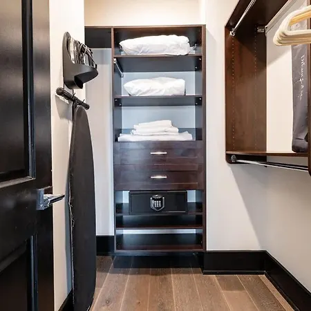 Luxe 4bd 4ba With 2 Queen Sleeper Sofas Hotel *