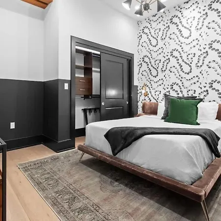 4bed 4ba Connecting Double The Space * New Orleans