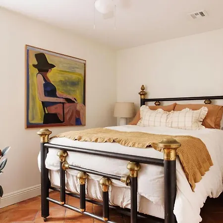 Cozy In Bayou St John * New Orleans