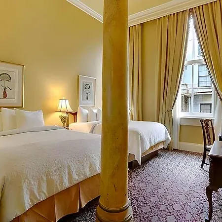 Hotel Pelham 3*