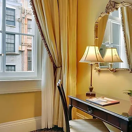Pelham Hotel 3*