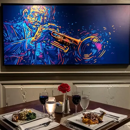 New Orleans-downtown Superdome By Ihg 4*