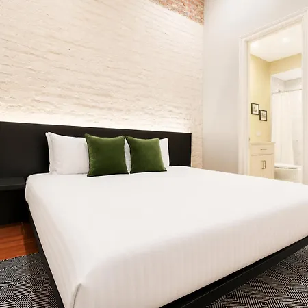 Roami At Factors Row Aparthotel 4*