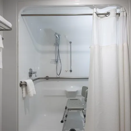 Hotel Voco St By Ihg 4*
