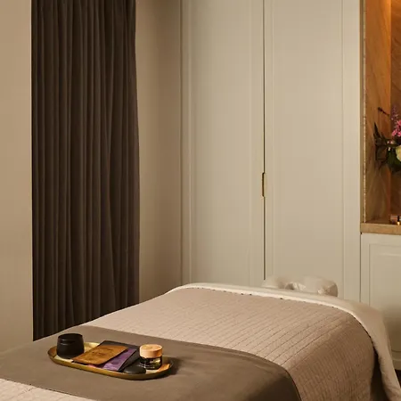 Four Seasons 5*