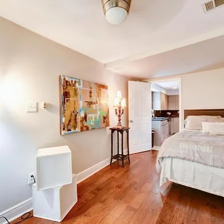 Apartment Steps Into The French Quarter New Orleans