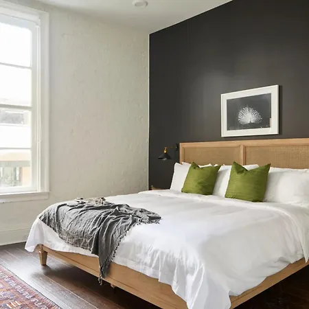 Apartment Roami At St. Charles New Orleans