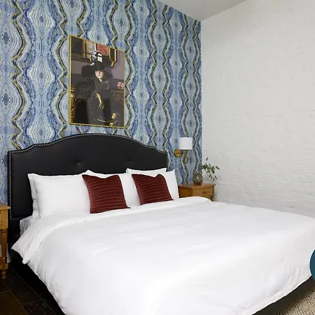 Apartment Roami At St. Charles *