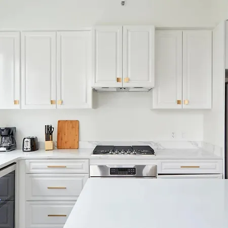 Apartment Roami At St. Charles *