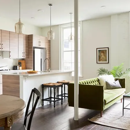 Apartment Roami At St. Charles