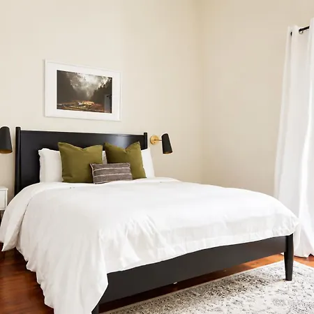 Apartment Roami At The Mandeville
