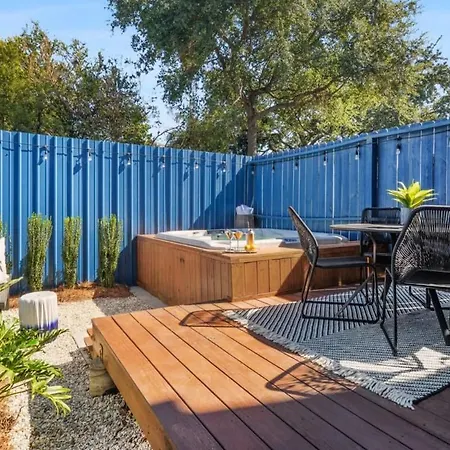 Refurbished With Hot Tub New Orleans