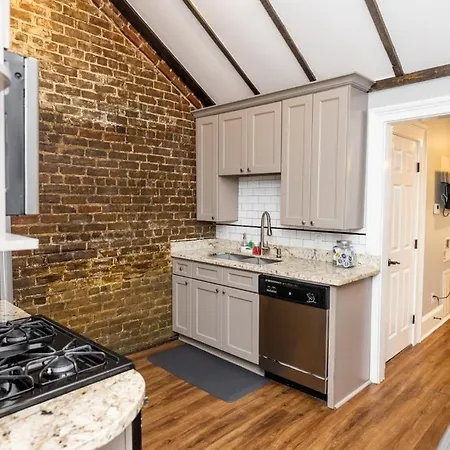 Mandeville Creole - 3 Bed-2 Bath *