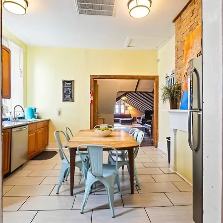 Historic Treme Creole 3 Bed-2 Bath Bed & Breakfast