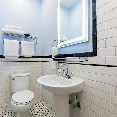 Elysian Historic - 4 Bed-4 Ensuite Baths 4*