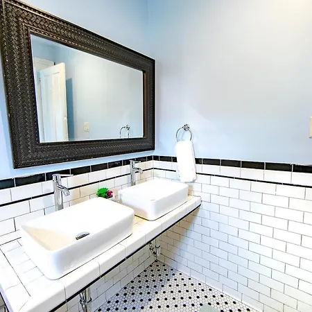 Holiday home St Ann Creole Victorian - 5 Bed-5 Bath