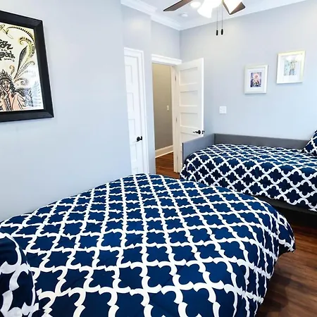 Claiborne Historic Getaways Guest House-economy Rear Unit With Pool Holiday home *