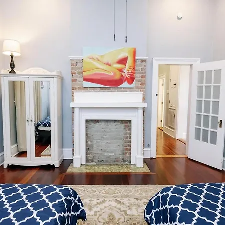 Apartment 5br Historic Claiborne W/ Pool & Courtyard — 6 Blocks To French Quarter