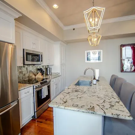 The Frenchman 2bed - 2 Bath * New Orleans