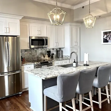 The Frenchman 2bed - 2 Bath New Orleans