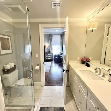 The Frenchman 2bed - 2 Bath New Orleans