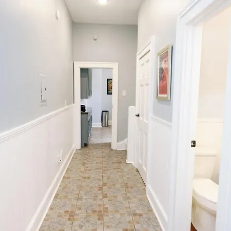 5br Historic Claiborne W/ Pool & Courtyard — 6 Blocks To French Quarter New Orleans
