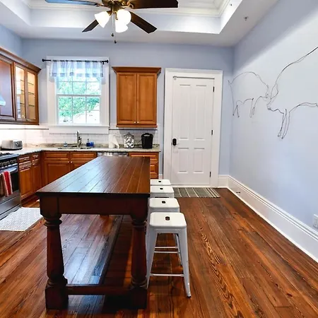 Villere Historic - Bookable Only By 4*