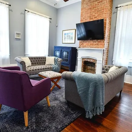 Bed & Breakfast Villere Historic - Bookable Only By