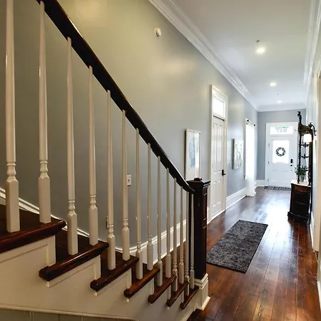 Villere Historic - Bookable Only By Bed & Breakfast 4*