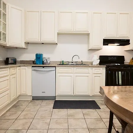 Monthly - Dumaine Historic Gem - Front House 1bed * New Orleans