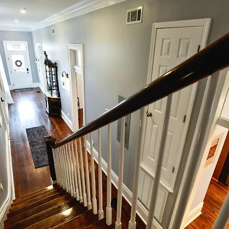Bed & Breakfast Villere Historic - Bookable Only By