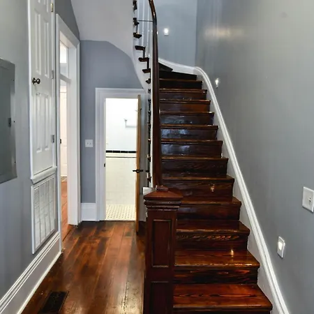 Bed & Breakfast Villere Historic - Bookable Only By
